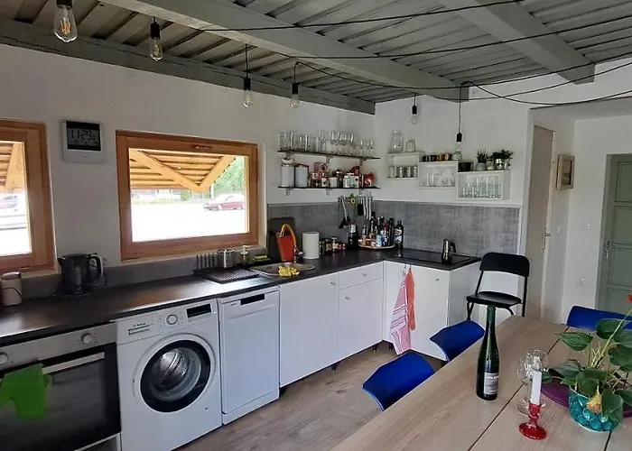 Orfui Gomba Vendeghaz * Orfű