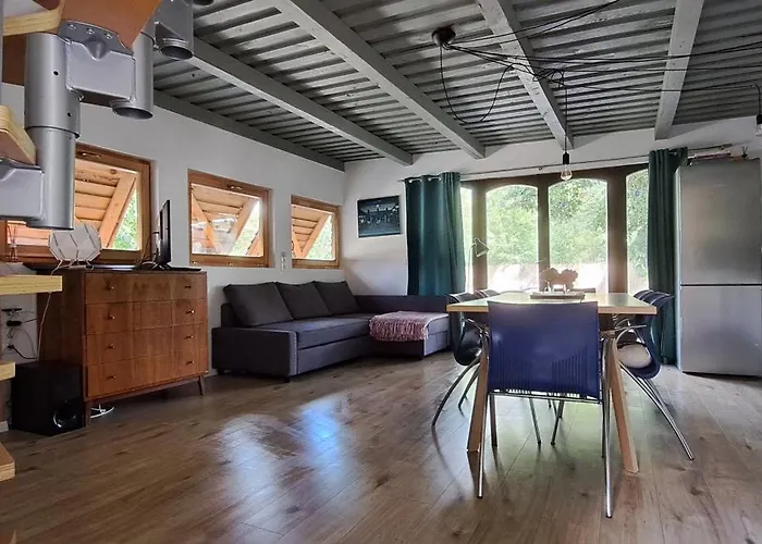 Orfui Gomba Vendeghaz * Orfű